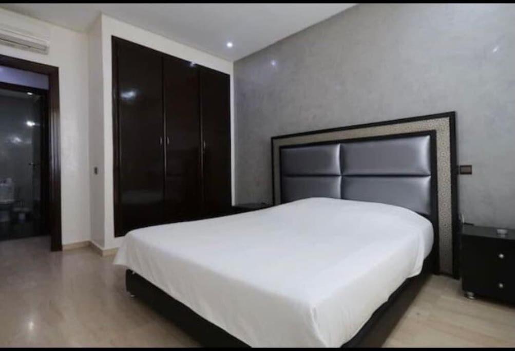 Moderne Appartement T3 A Gueliz Marrakesh Exteriör bild